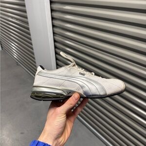 Vintage Puma women's White and Gray Sneakers
